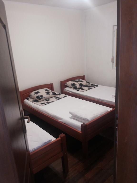 Apartments And Studios Anicic Utjeha Bilik gambar