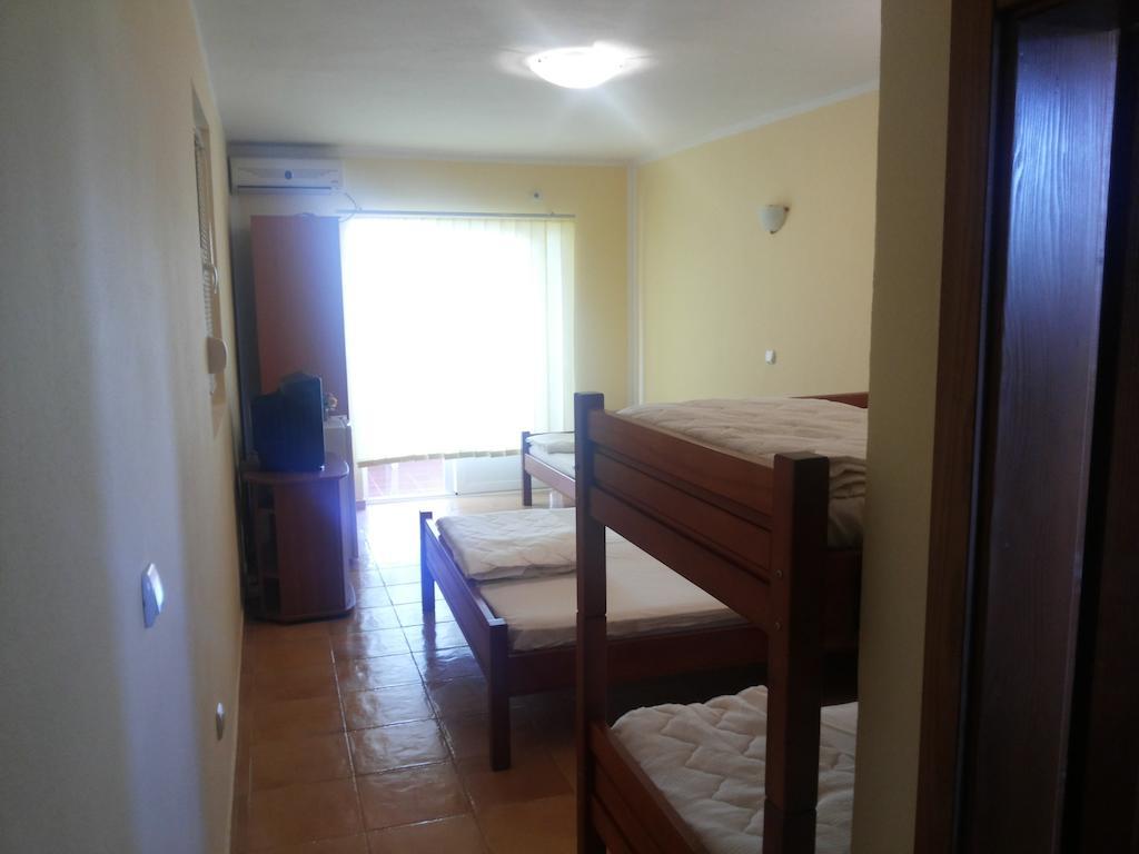 Apartments And Studios Anicic Utjeha Bilik gambar